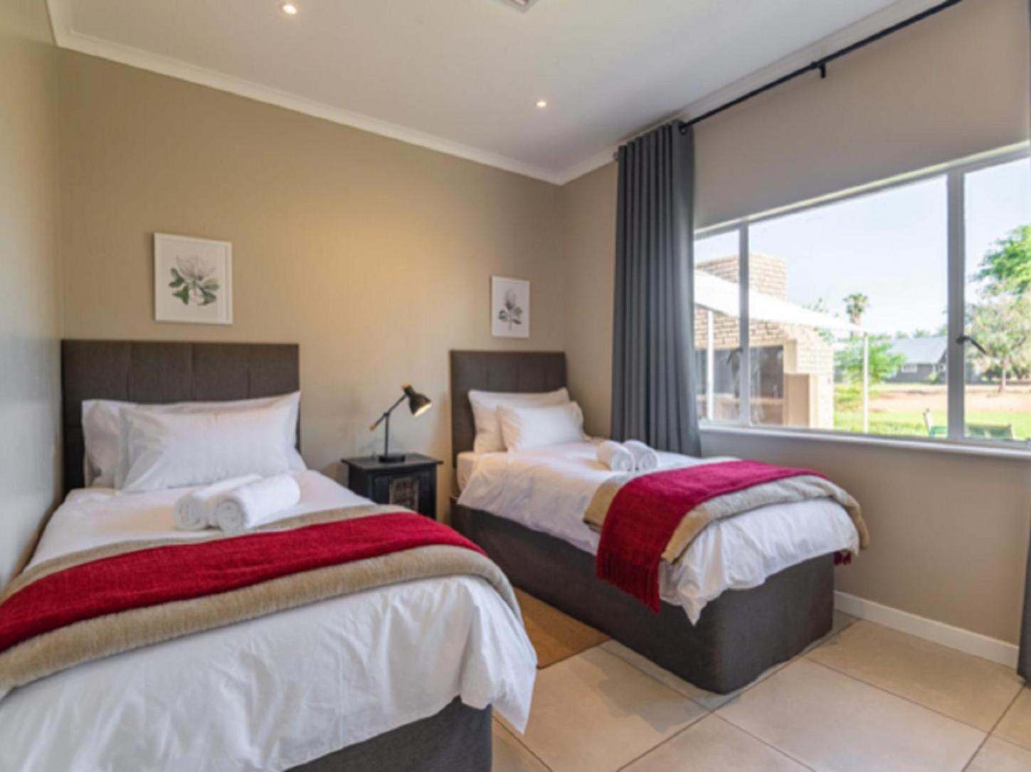 Flying Ostrich Guesthouse & Self-Catering Accommodation Mariental Zimmer foto