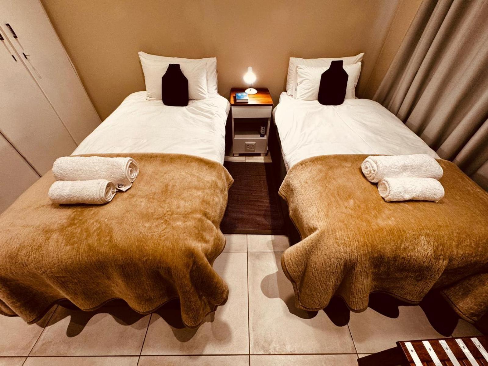 Flying Ostrich Guesthouse & Self-Catering Accommodation Mariental Exterior foto