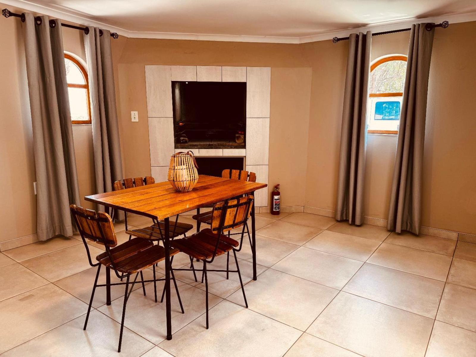 Flying Ostrich Guesthouse & Self-Catering Accommodation Mariental Zimmer foto